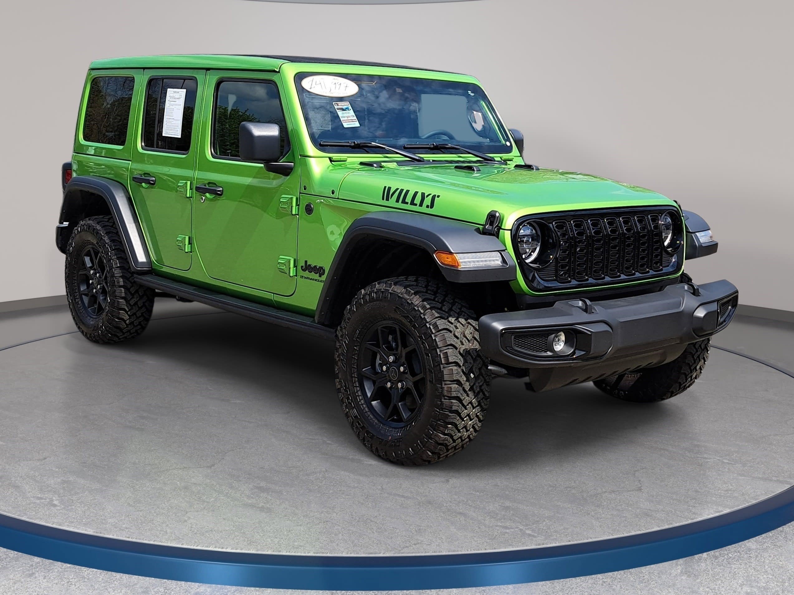 Used 2025 Jeep Wrangler Willys image 3