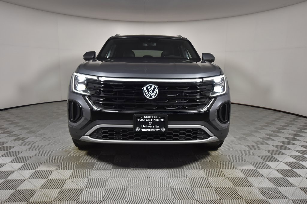 New 2025 Volkswagen Atlas Cross Sport SE image 2