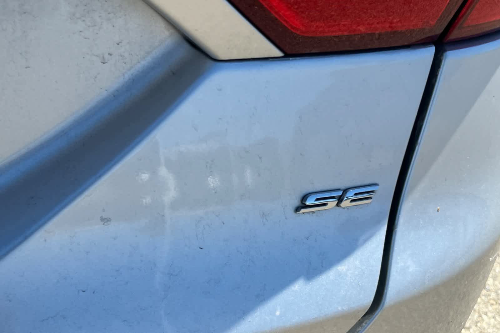 Used 2016 Ford Fusion SE FWD image 21