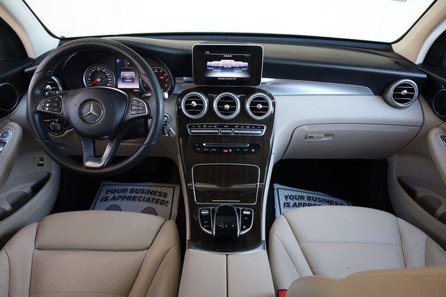 Used 2016 Mercedes-Benz GLC 300 image 25
