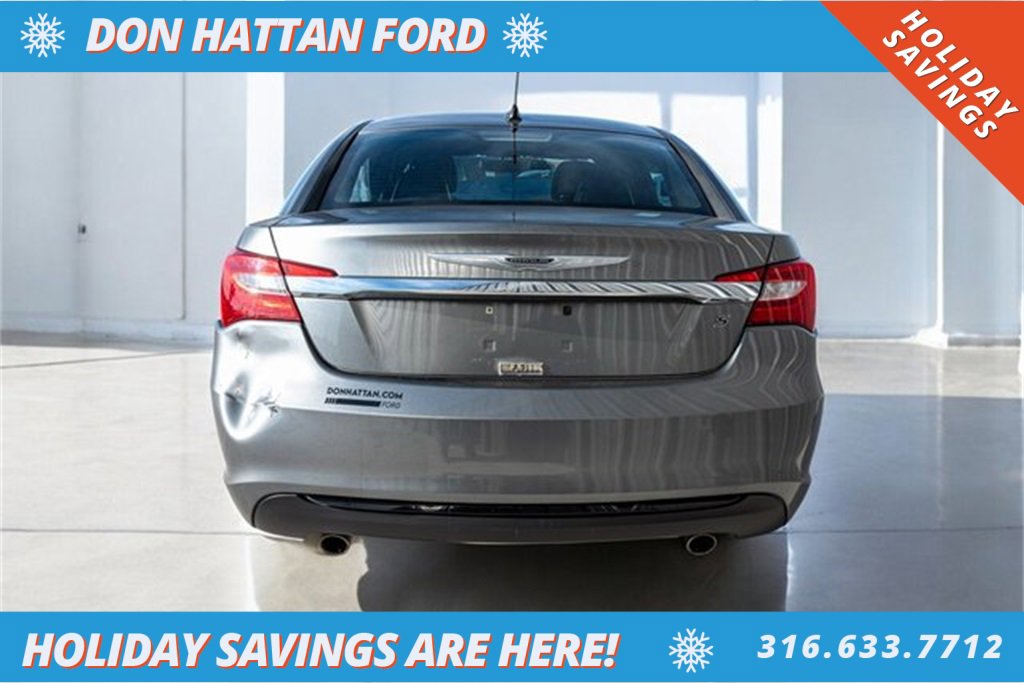 Used 2013 Chrysler 200 Limited image 29
