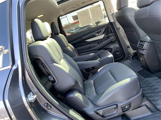 Used 2022 Subaru Ascent Limited w/ Technology Package image 12