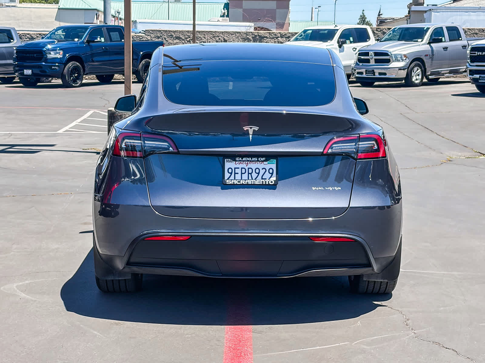 Used 2023 Tesla Model Y Long Range AWD/4WD image 3