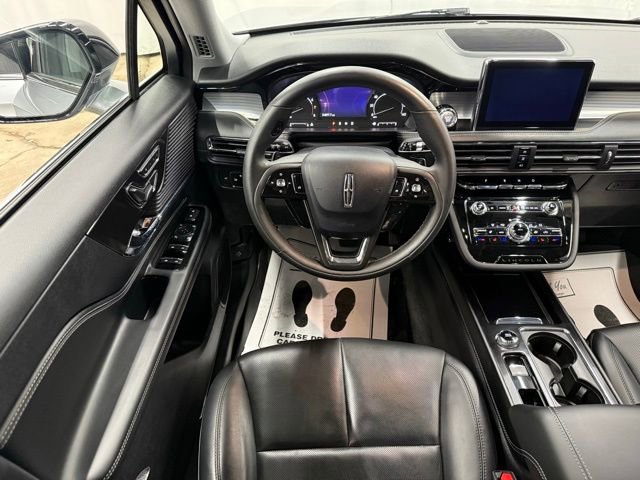 Used 2022 Lincoln Corsair AWD w/ Equipment Group 101A image 14