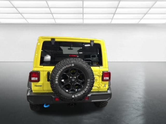 Used 2023 Jeep Wrangler Unlimited w/ Sun & Screen Package AWD/4WD image 6