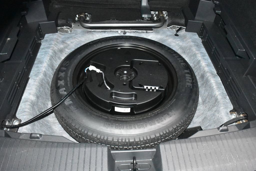 Certified 2026 Nissan Rogue SL AWD/4WD image 28