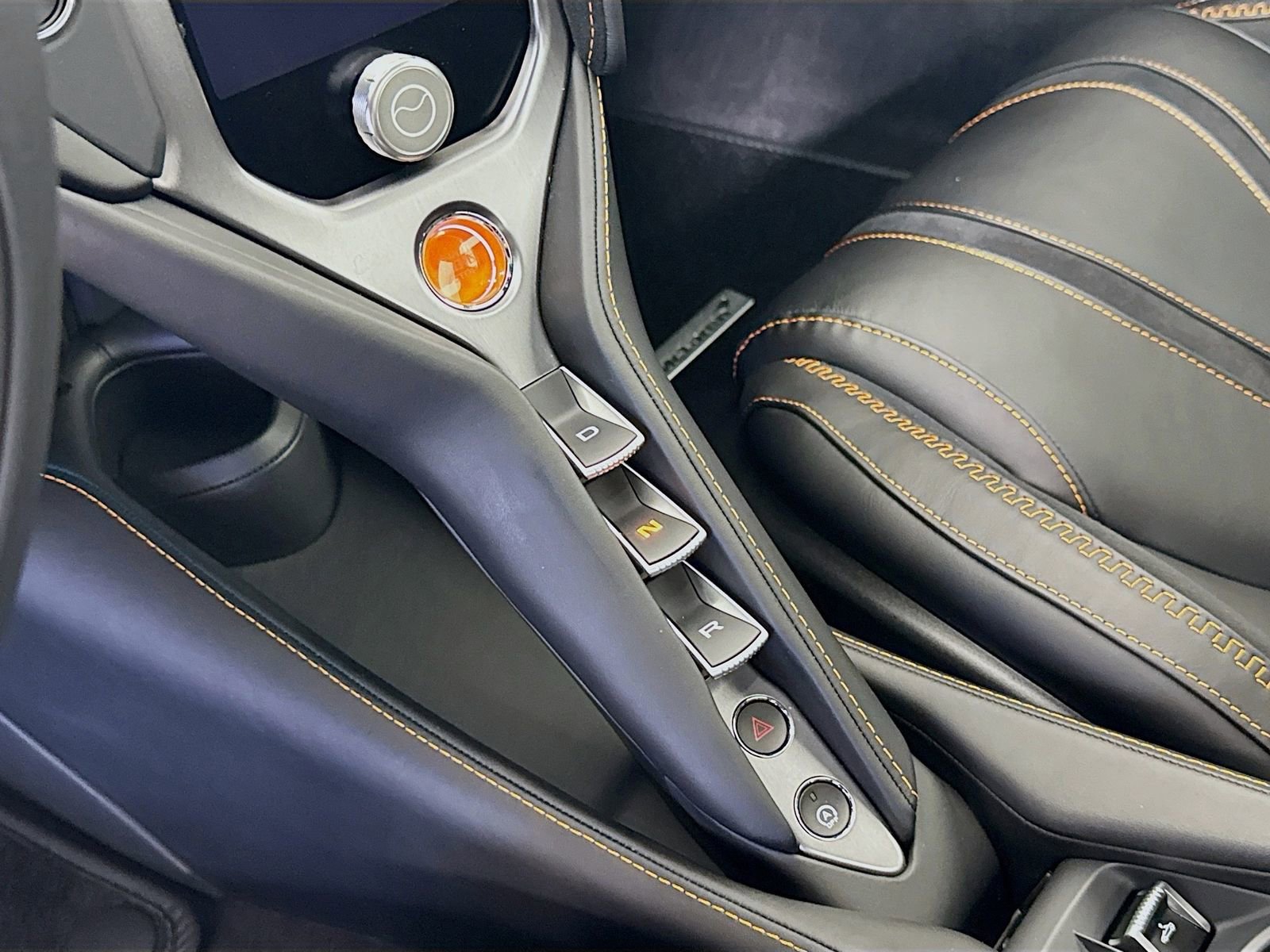 Used 2026 McLaren 750S Spider image 14