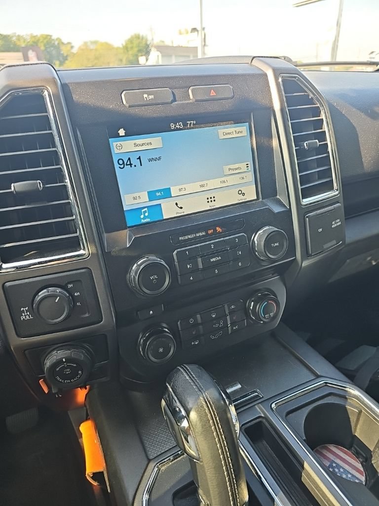 Used 2016 Ford F150 XLT w/ Equipment Group 302A Luxury AWD/4WD image 12