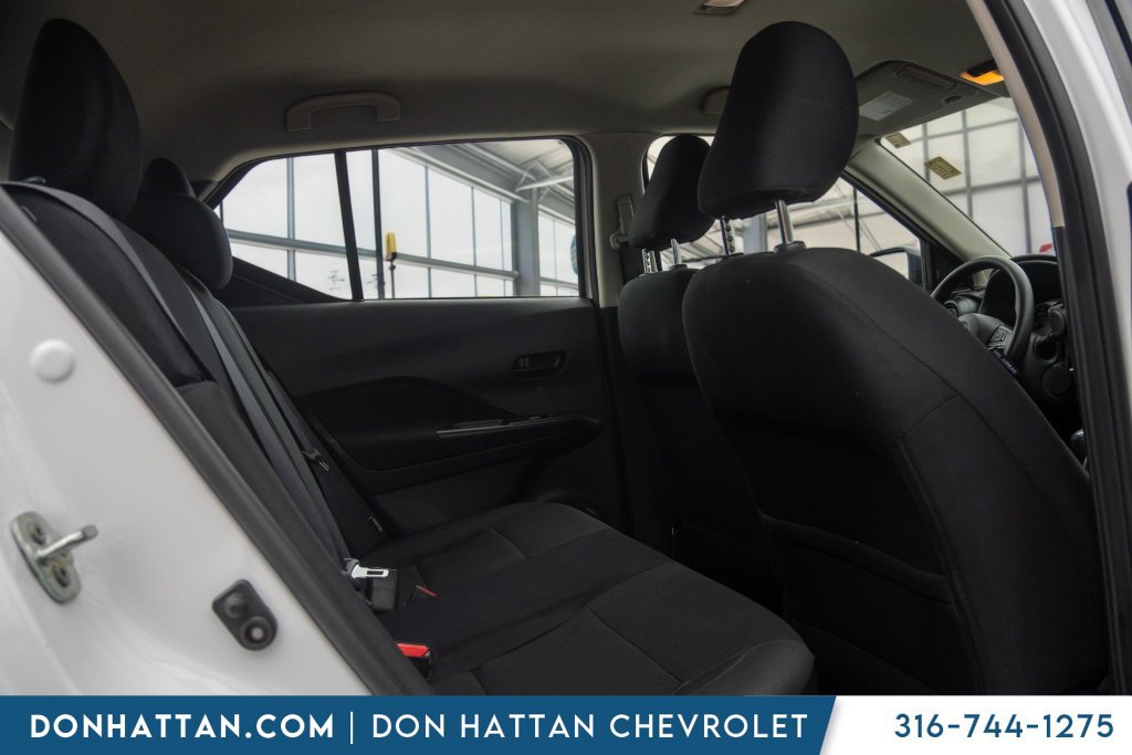 Used 2024 Nissan Kicks S FWD image 18