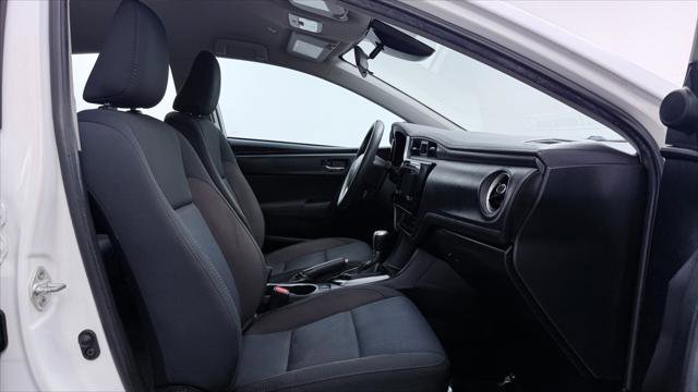Used 2019 Toyota Corolla LE FWD image 22