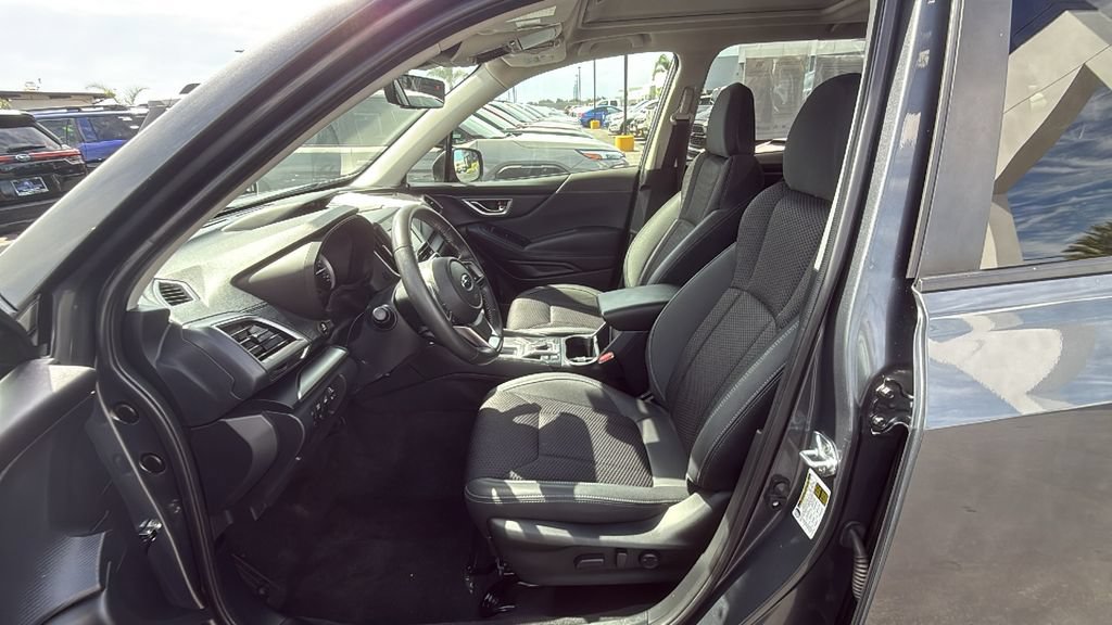 Certified 2024 Subaru Forester Premium AWD/4WD image 17