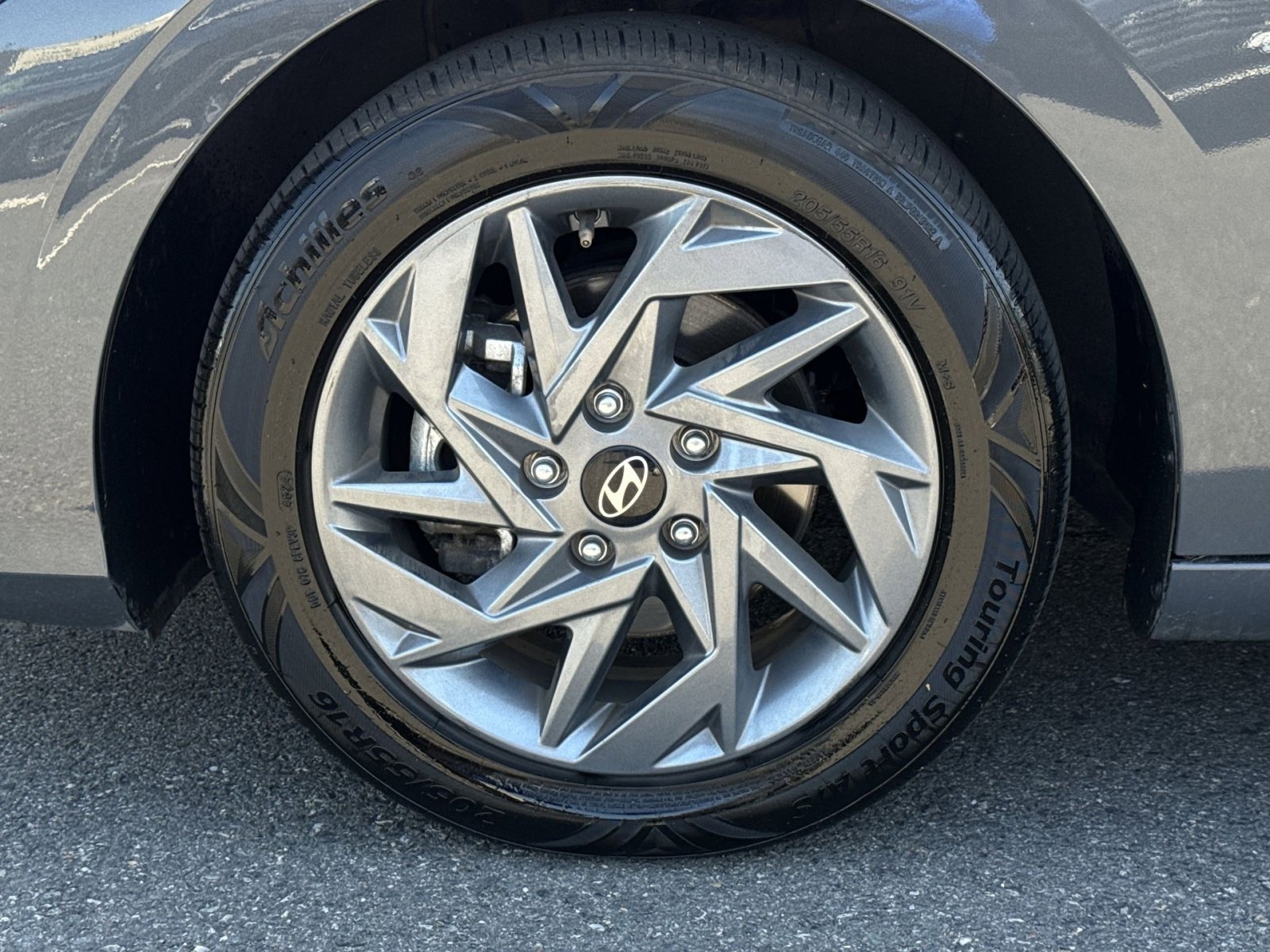 Certified 2024 Hyundai Elantra SEL FWD image 17