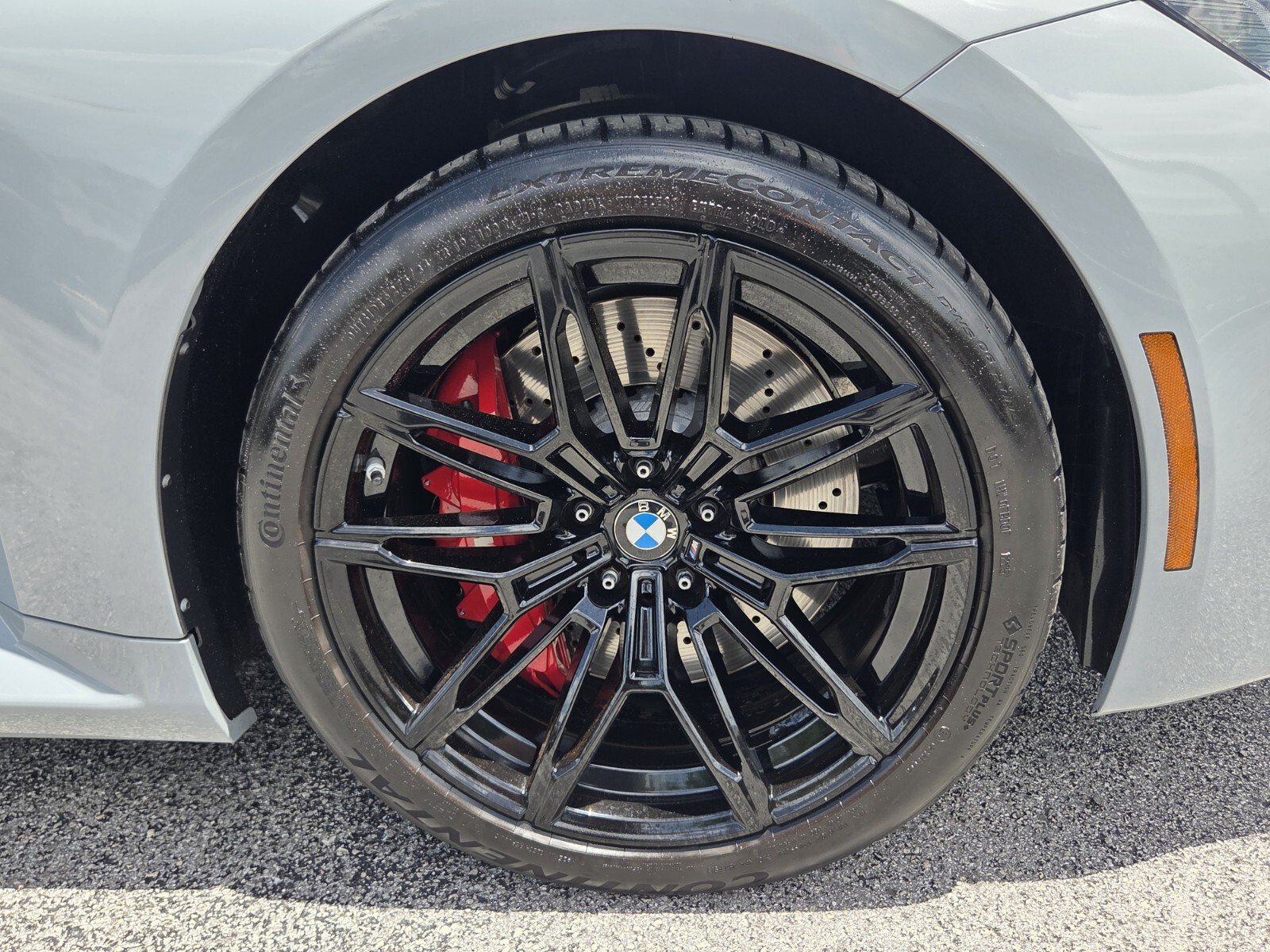Used 2023 BMW M2 RWD image 9