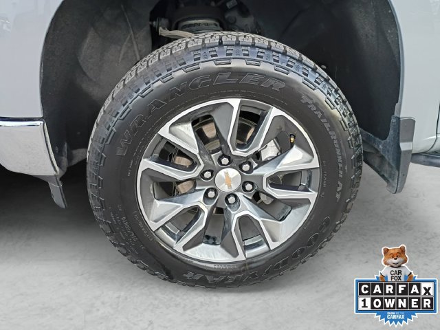 Used 2024 Chevrolet Silverado 1500 LT AWD/4WD image 23