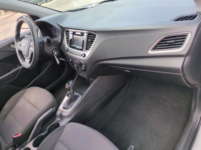 Used 2020 Hyundai Accent SE FWD image 20