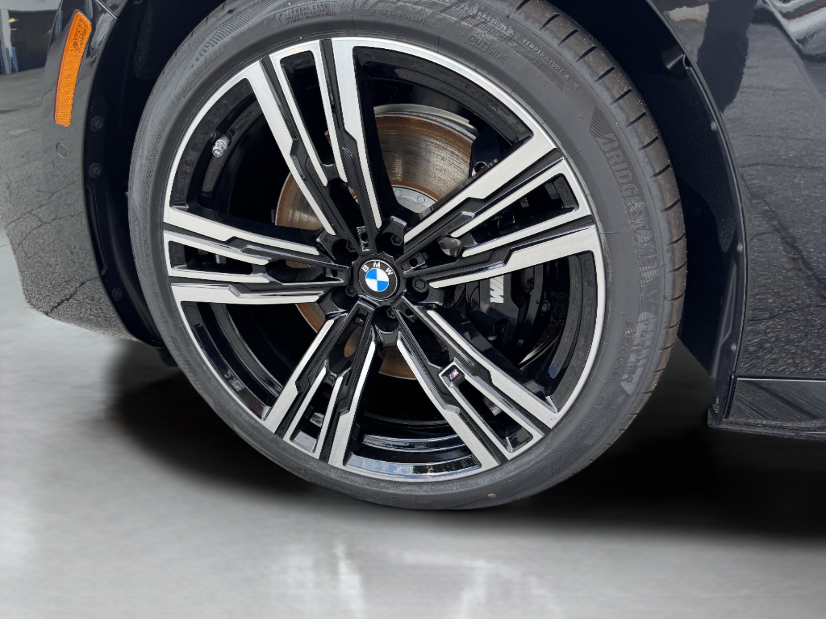 New 2026 BMW i7 eDrive50 w/ M Sport Package RWD image 39