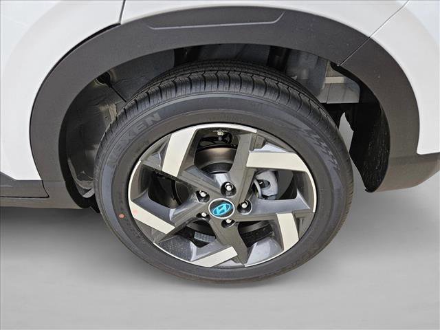 New 2026 Hyundai Venue SEL FWD image 10