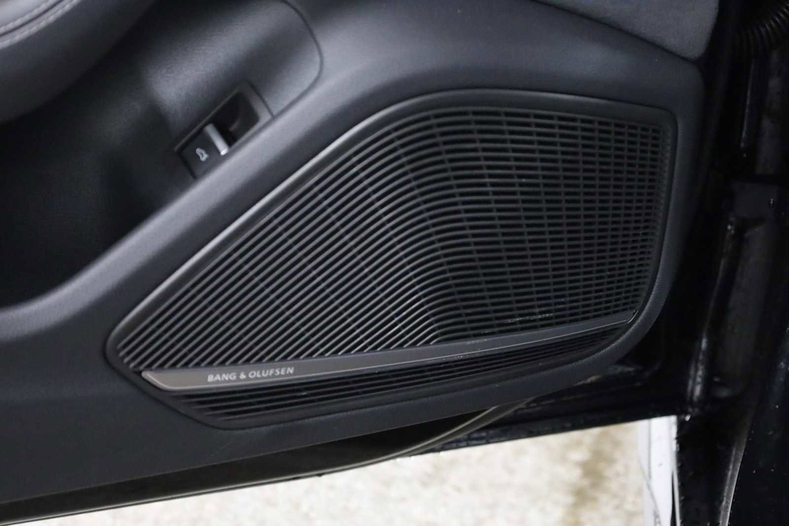 Used 2023 Audi S4 Premium Plus w/ Premium Plus Package image 17