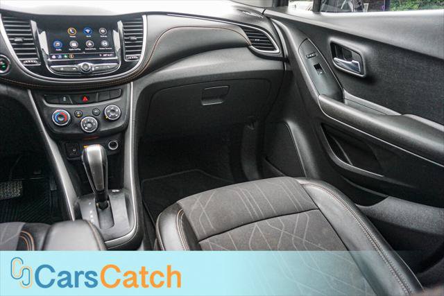 Used 2020 Chevrolet Trax LT w/ LT Convenience Package FWD image 24