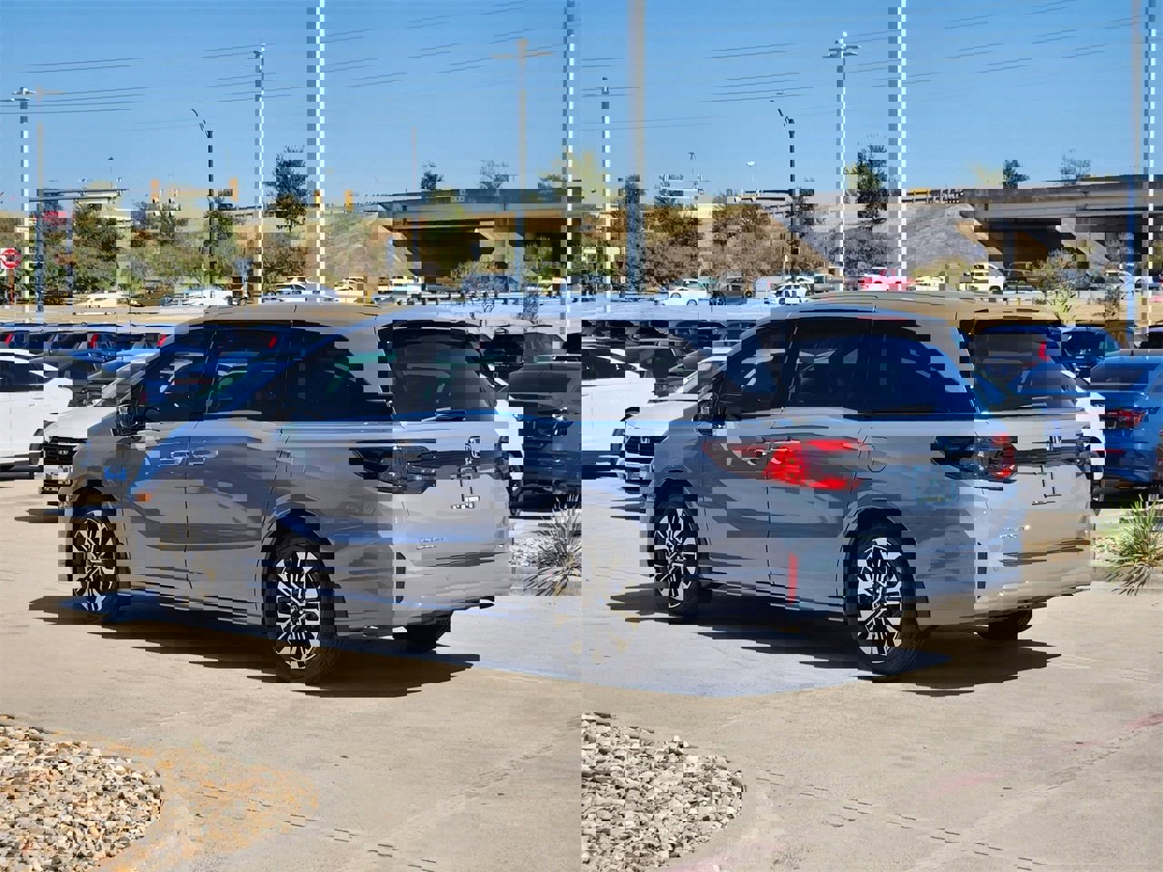 New 2026 Honda Odyssey Elite image 4