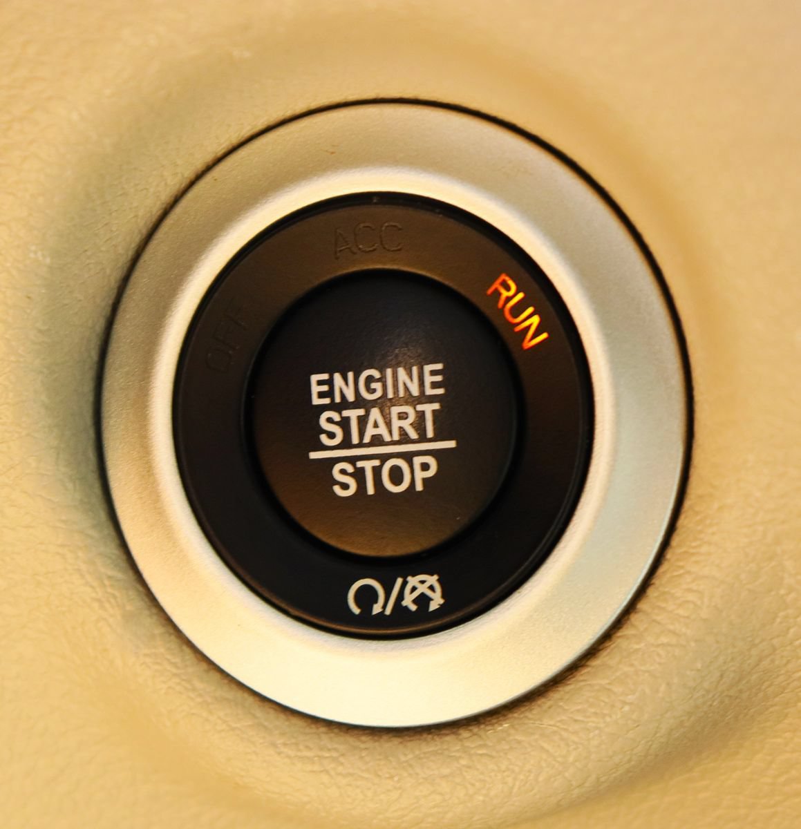 Used 2024 Chrysler Pacifica Touring-L FWD image 59