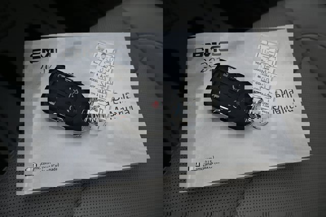 Used 2021 GMC Acadia SLT w/ Technology Package image 49