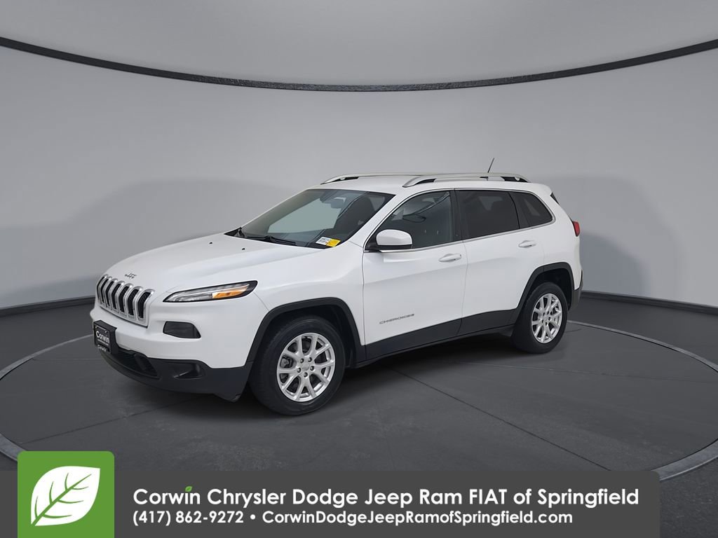 Used 2018 Jeep Cherokee Latitude w/ Cold Weather Group image 7