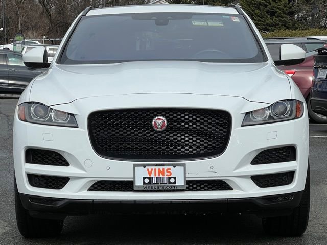 Used 2019 Jaguar F-PACE Premium image 17