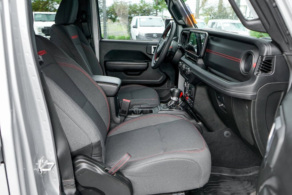 Used 2024 Jeep Gladiator Rubicon w/ Convenience Group image 38