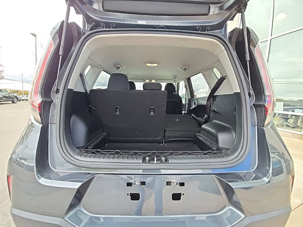 Used 2023 Kia Soul S image 32