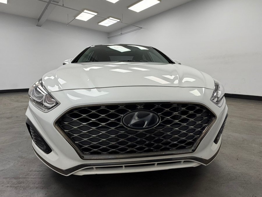 Used 2019 Hyundai Sonata Limited w/ Ultimate Package 04 FWD image 12