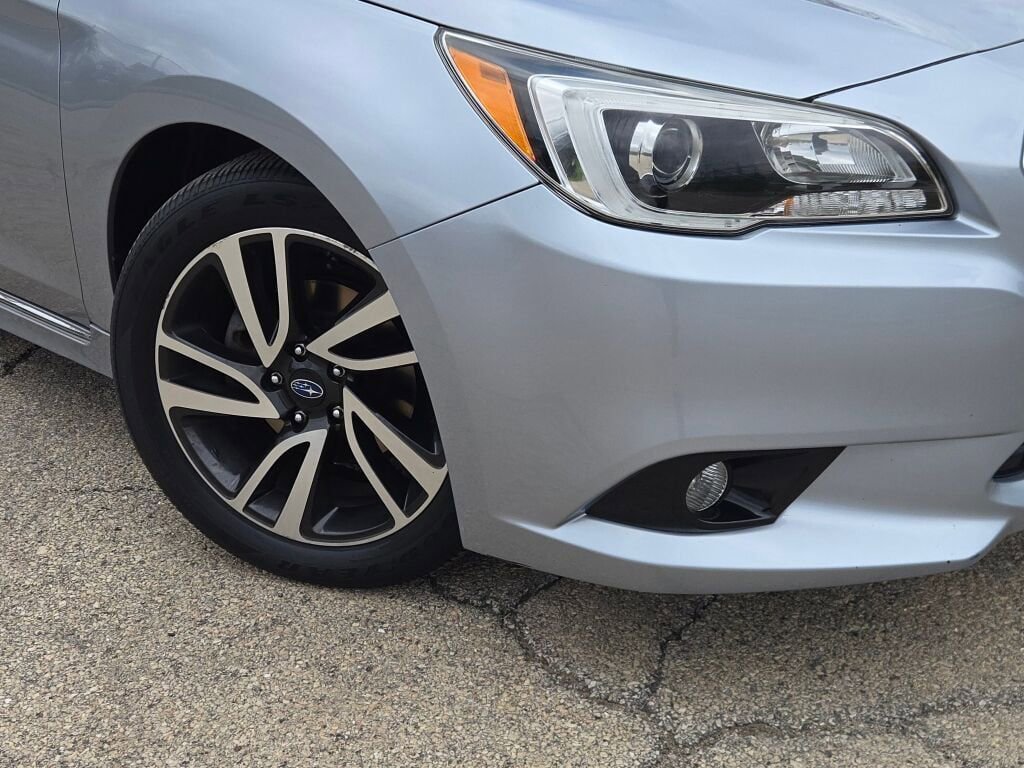 Used 2017 Subaru Legacy 2.5i Sport AWD/4WD image 3