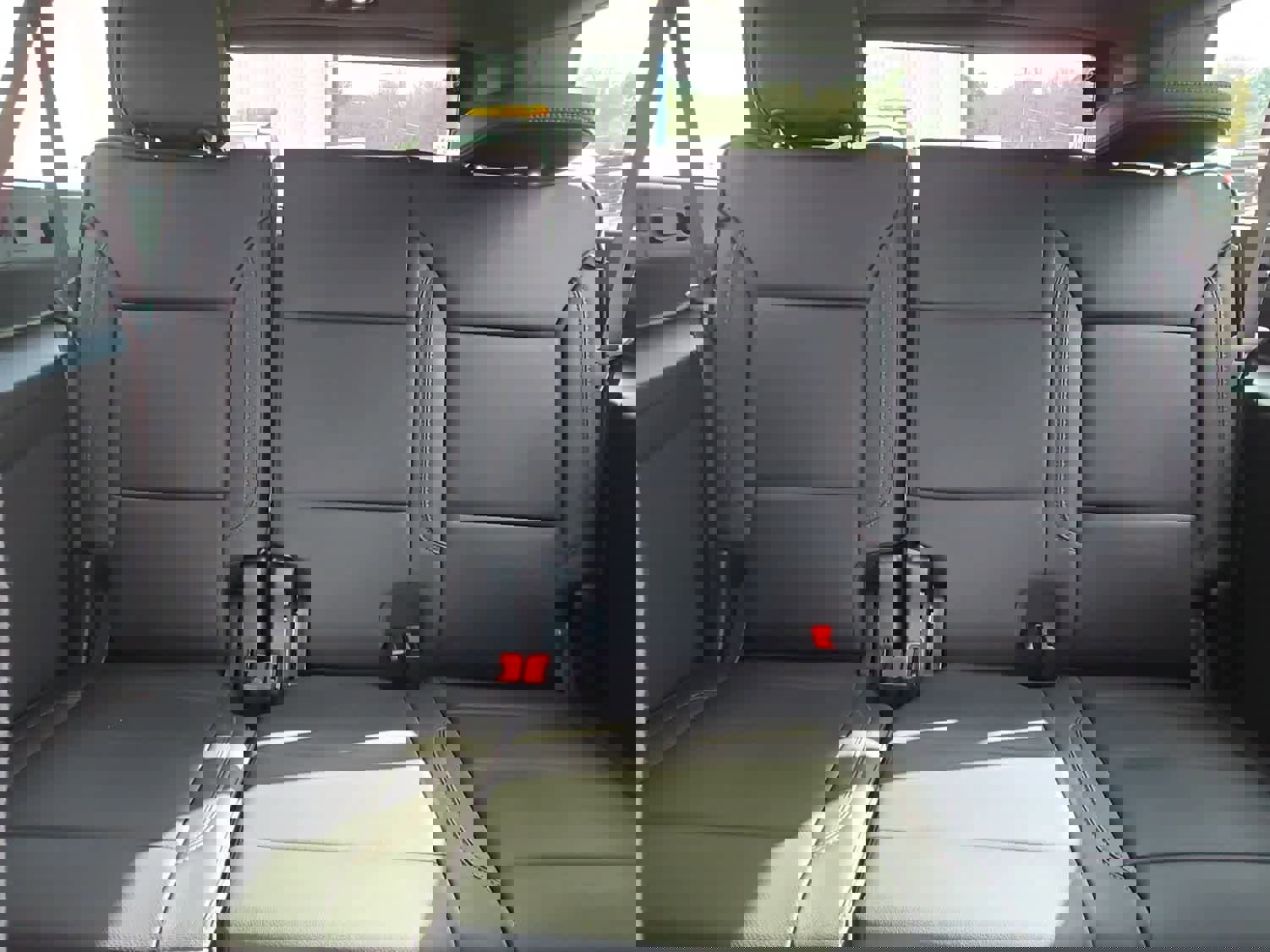 New 2026 Chevrolet Suburban High Country image 39