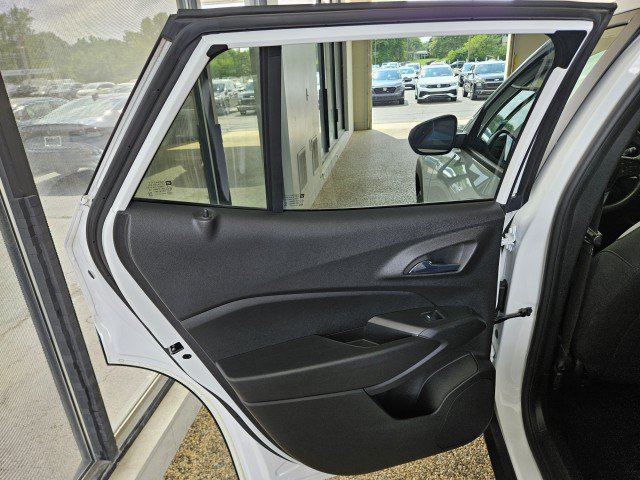 Used 2024 Chevrolet Trax LS FWD image 16