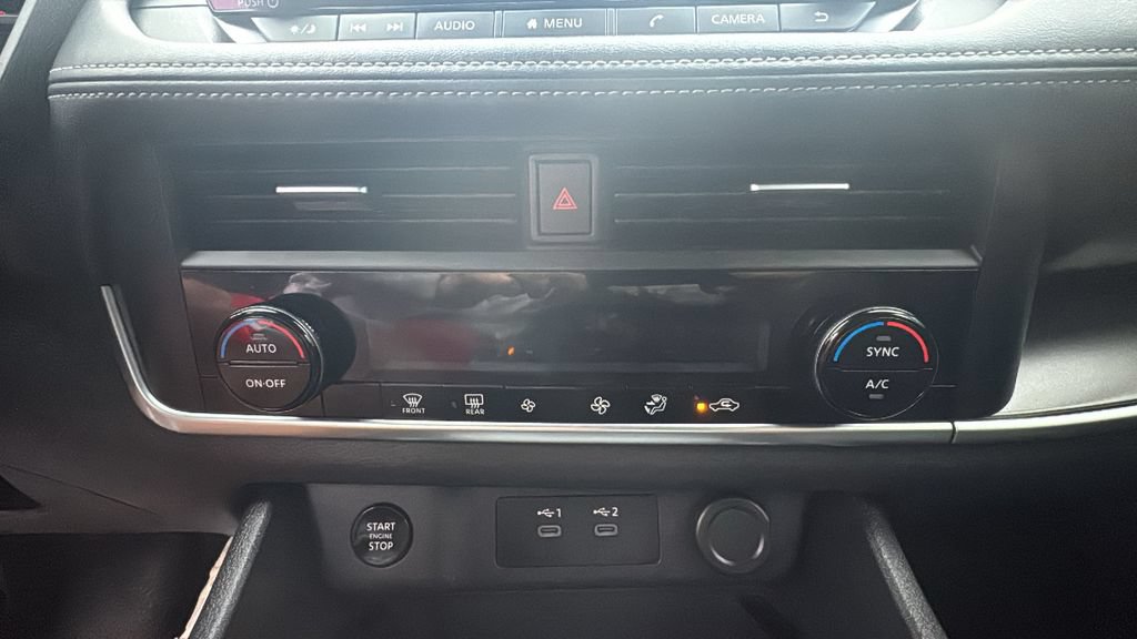 Used 2025 Nissan Rogue SV AWD/4WD image 20