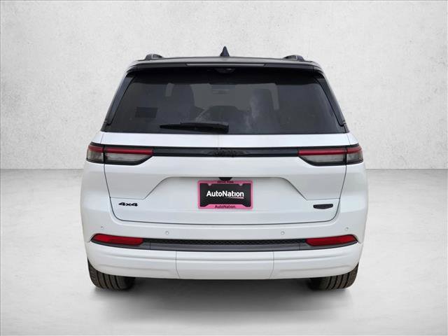 New 2026 Jeep Grand Cherokee Summit w/ Obsidian Package image 8