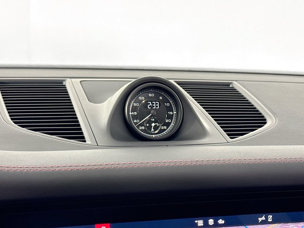 Certified 2023 Porsche Macan Turbo AWD/4WD image 25