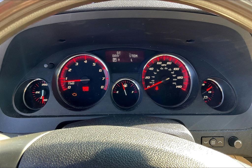 Used 2011 GMC Acadia Denali image 29