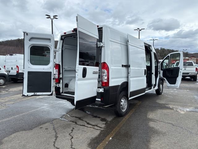 Used 2023 RAM ProMaster 2500 image 11