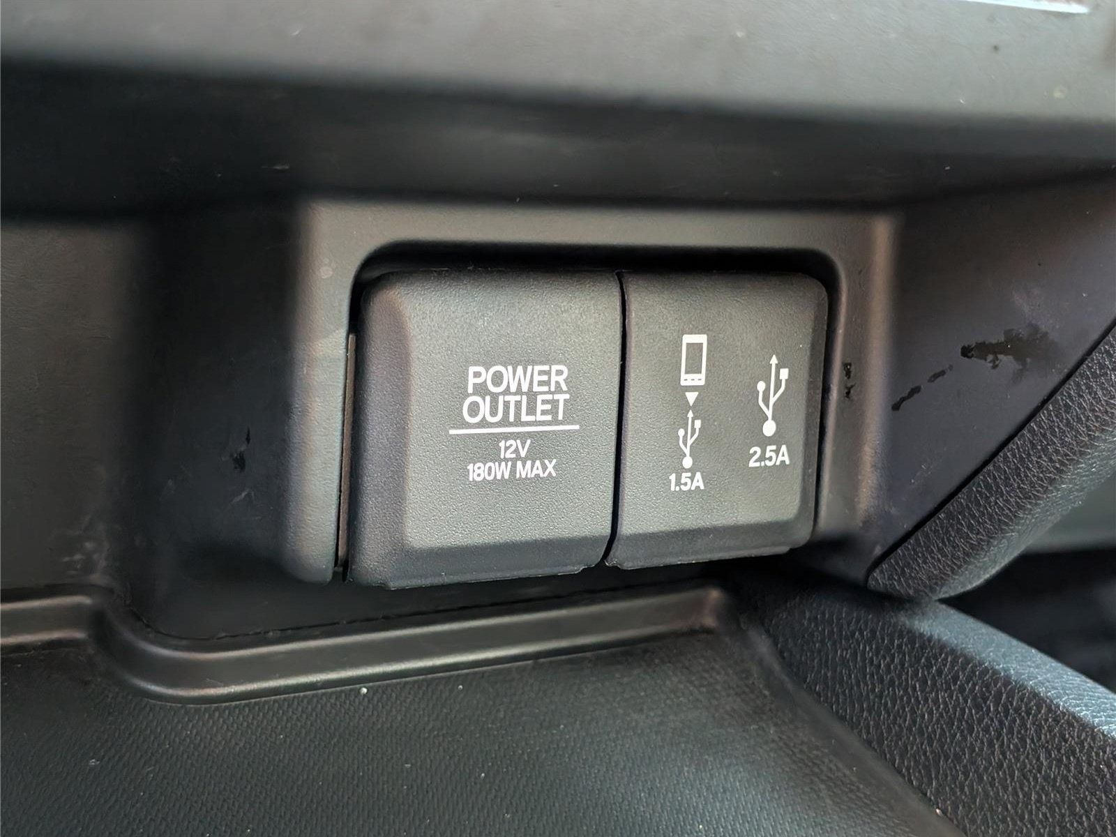 Used 2017 Honda Pilot Touring image 30