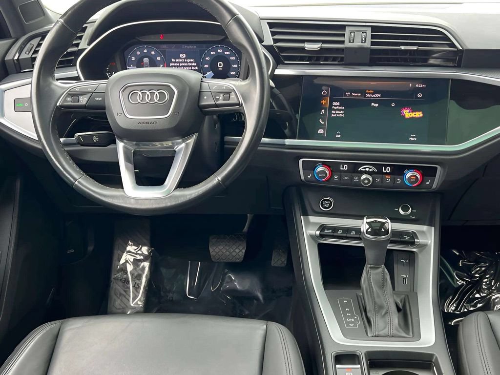 Used 2021 Audi Q3 2.0T Premium w/ Convenience Package AWD/4WD image 9