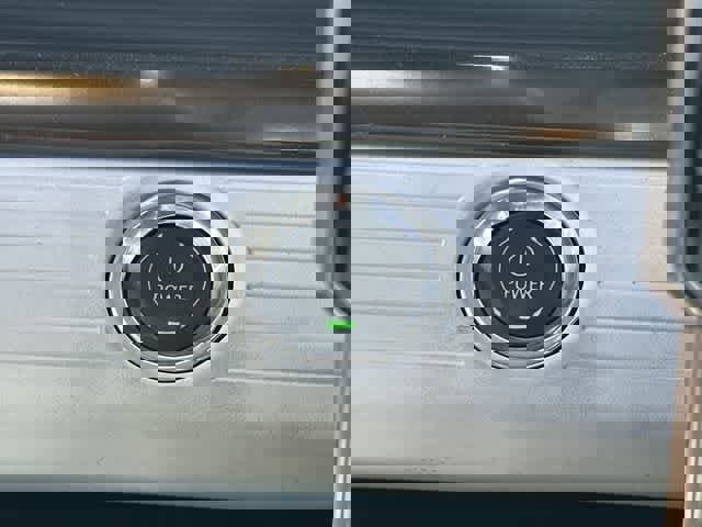 Used 2024 GMC Hummer EV 2X AWD/4WD image 10