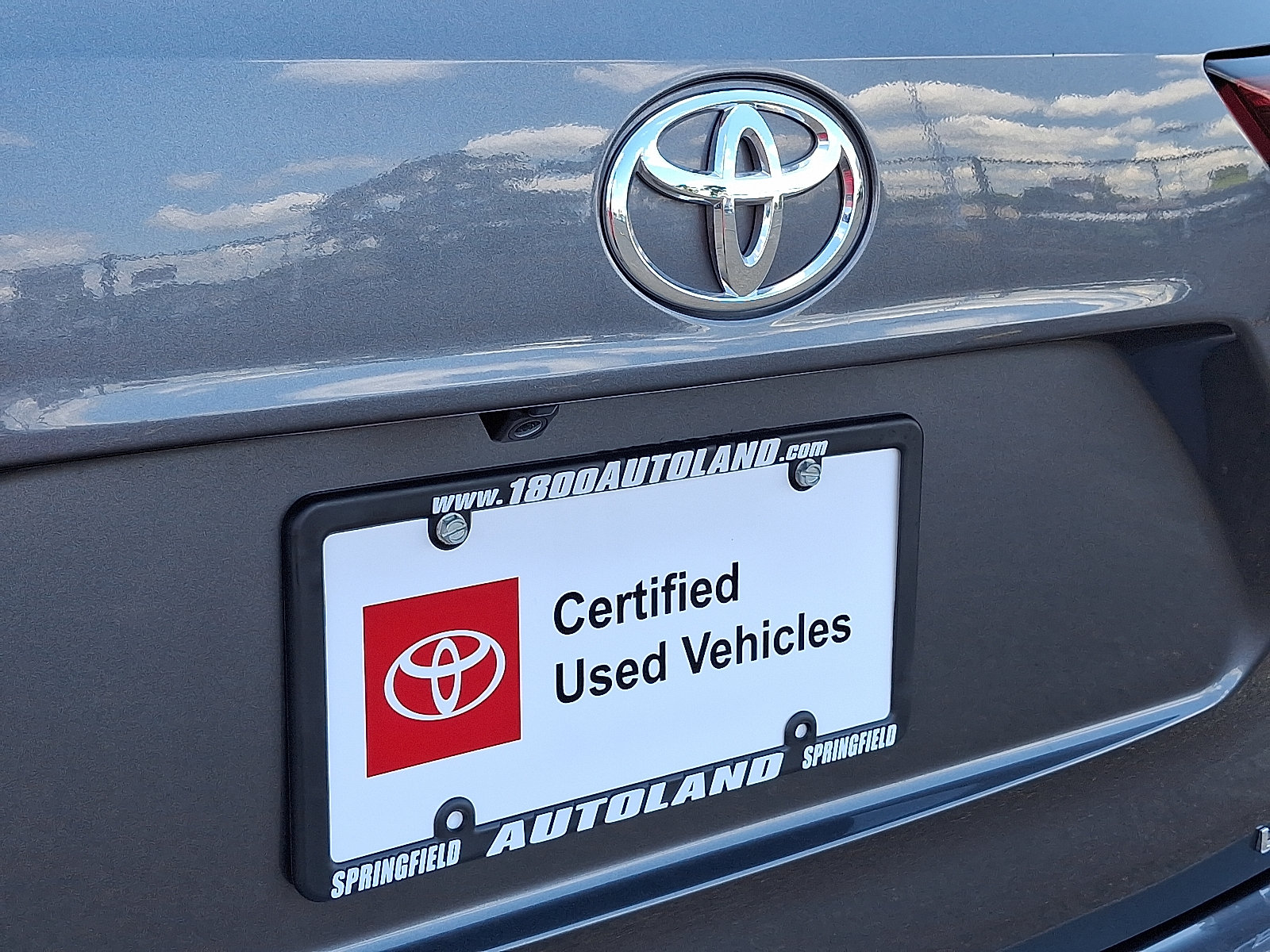 Used 2025 Toyota Highlander LE AWD/4WD image 29