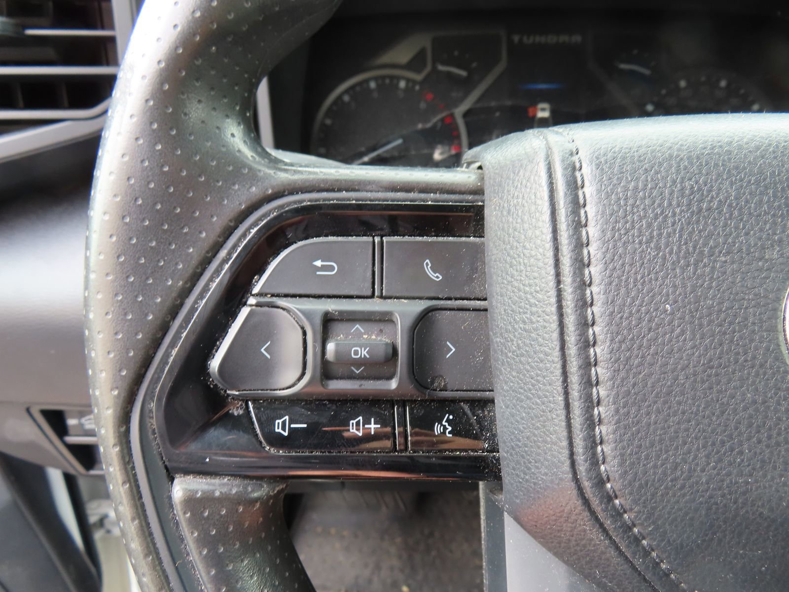 Used 2024 Toyota Tundra SR w/ SR Tow Package image 13