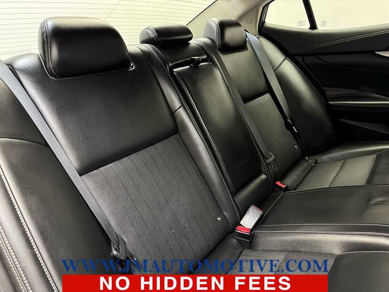 Used 2017 Nissan Maxima 3.5 SL FWD image 18