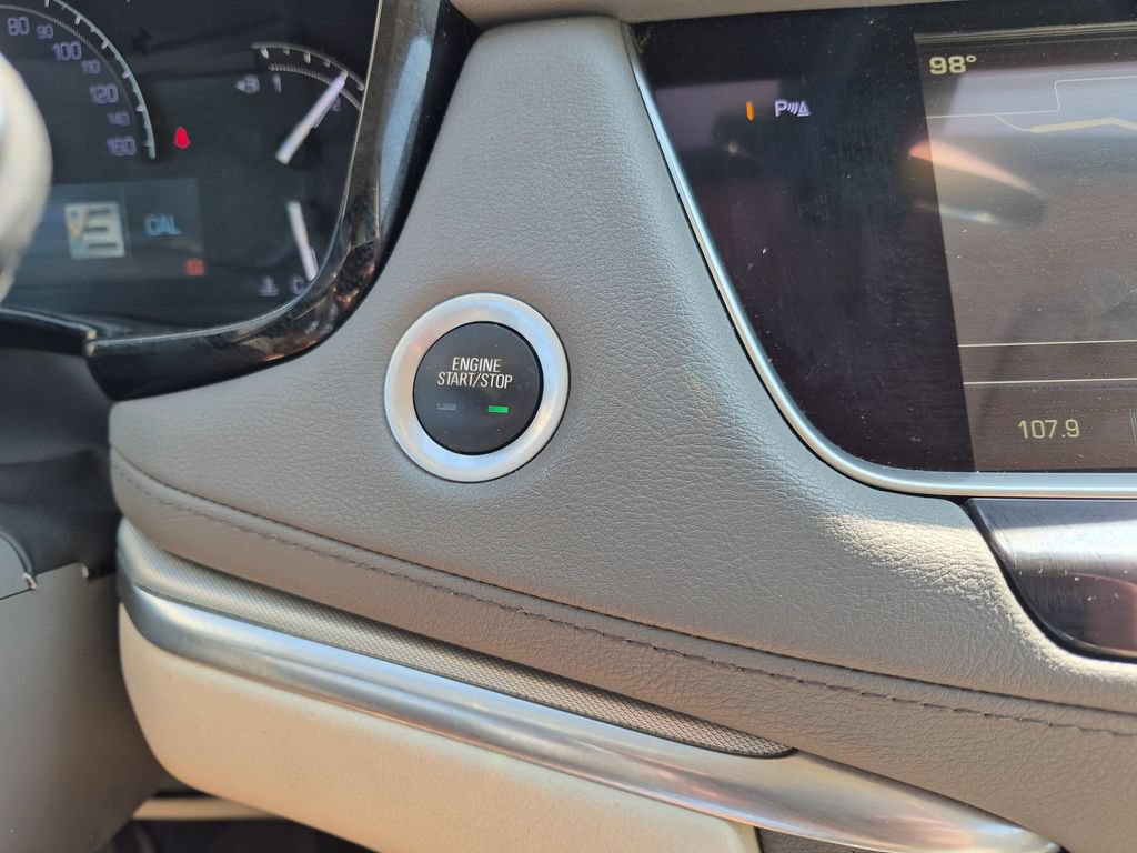 Used 2019 Cadillac XT5 Premium Luxury FWD image 21