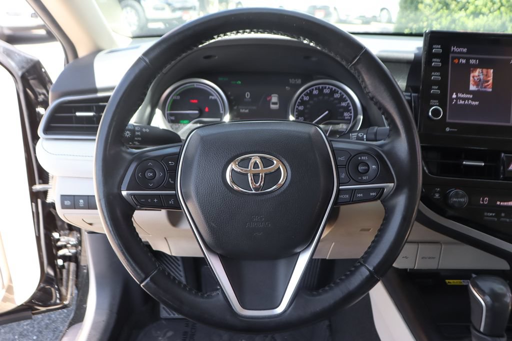 Used 2023 Toyota Camry XLE FWD image 21