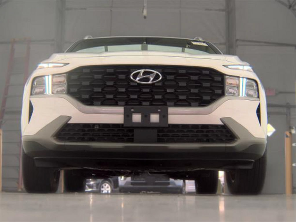 Used 2023 Hyundai Santa Fe SEL AWD/4WD image 3