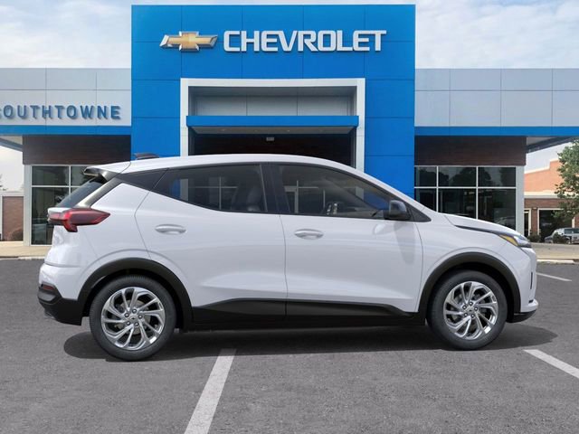 New 2027 Chevrolet Bolt LT image 5