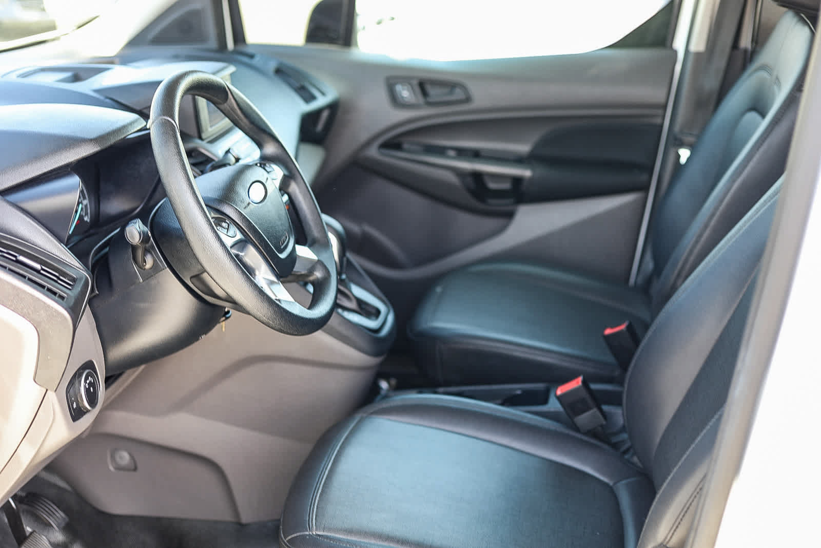 Used 2021 Ford Transit Connect XL FWD image 17